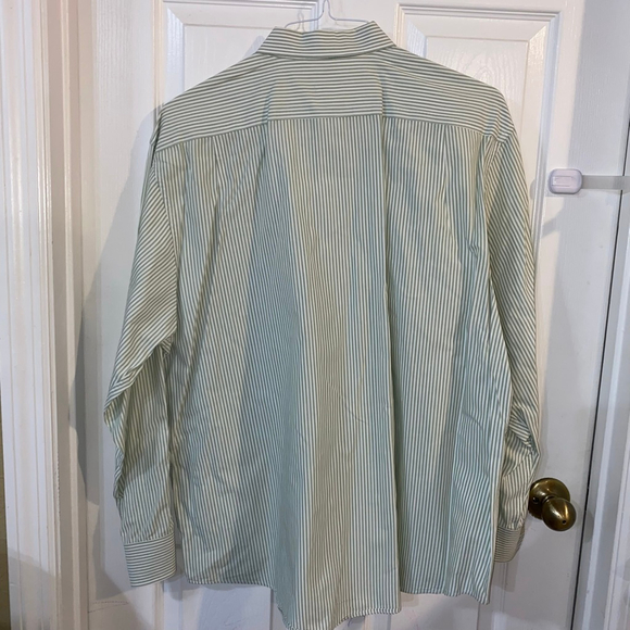 Men's IZOD Casual Button Down Shirt XL White Green Striped 100% Cotton - Picture 2 of 5